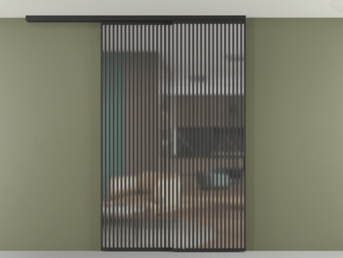 Перегородка Формато вдоль стены на потолок 2 створки с синхронным механизмом АЛПР 040.06 Алюминий Черный Сатинированное стекло "Мателюкс Кристал Вижн", калёное, матовое, каленое 6 мм Цена 27660 Br | Volhovec