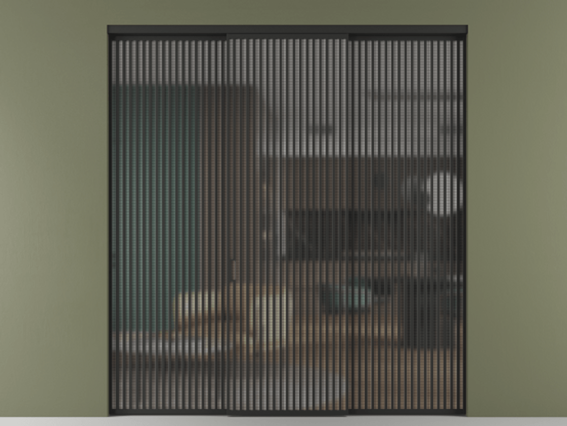 Перегородка Formato внутри проёма 3 створки АЛПР 040.06 Алюминий Черный Декоративное стекло с сеткой "Mesh silver", триплекс Цена 25760 Br | Volhovec