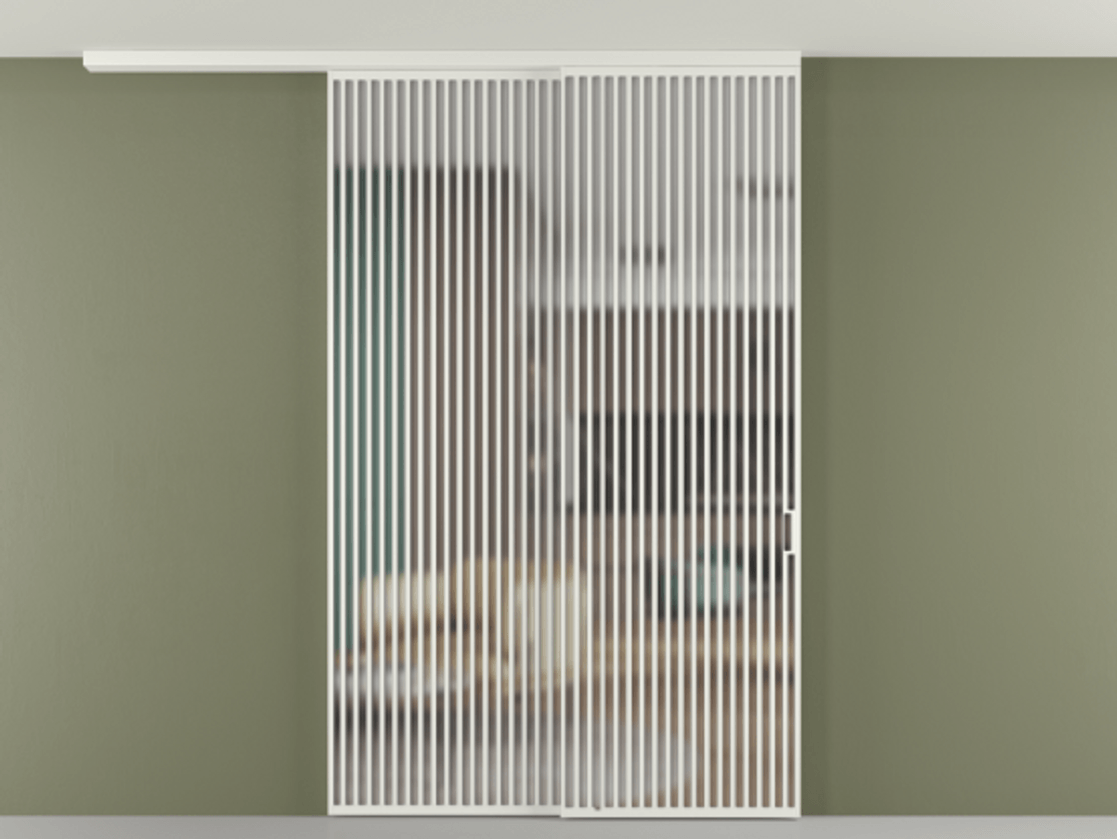 Перегородка Формато вдоль стены на потолок 2 створки с синхронным механизмом АЛПР 040.06 Алюминий светло-серый Сатинированное стекло "Мателюкс Кристал Вижн", калёное, матовое, каленое 6 мм Цена 29010 Br | Volhovec