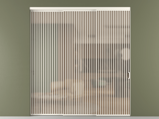 Алюминевая перегородка vn3_06_ Алюминий пудровый белый Сатинированное оранжевое стекло, триплекс, 6мм. Цвет Алюминий пудровый белый. Материал Алюминий в эмали. Коллекция Перегородка Formato внутри проёма 3 створки с синхронным механизмом. Картинка.