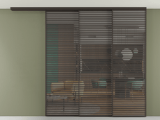 Перегородка Formato вдоль стены на потолок 3 створки с синхронным механизмом