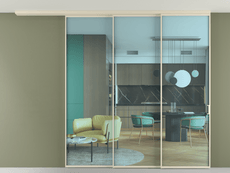 Перегородка Formato вдоль стены на потолок 3 створки с синхронным механизмом