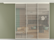 Перегородка Формато вдоль стены на потолок 3 створки с синхронным механизмом