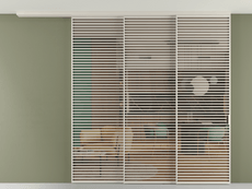 Перегородка Formato вдоль стены на потолок 3 створки с синхронным механизмом